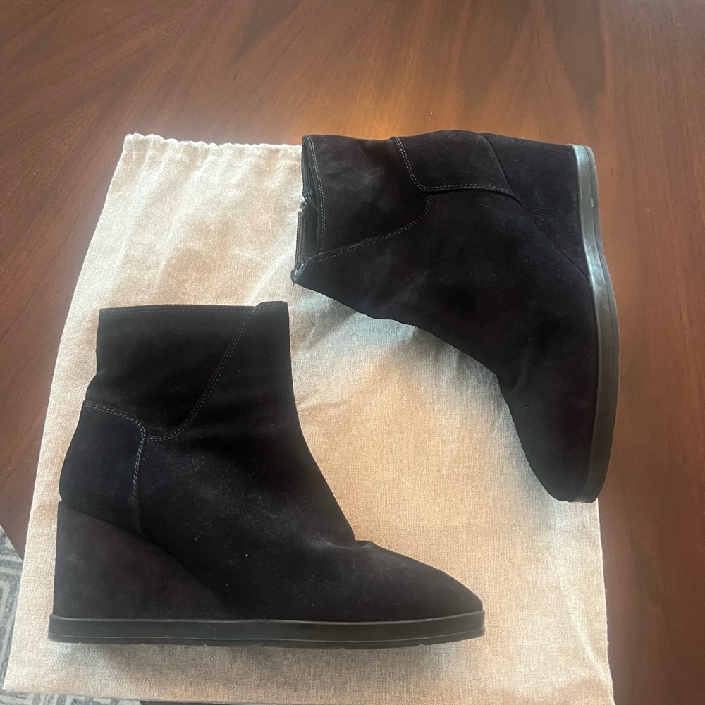 Navy blue Suede Wedge Ankle Boots - Women's